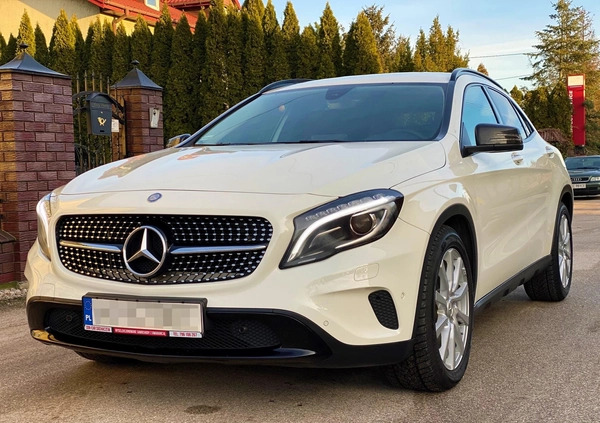 Mercedes-Benz GLA cena 76000 przebieg: 197000, rok produkcji 2016 z Jarosław małe 172